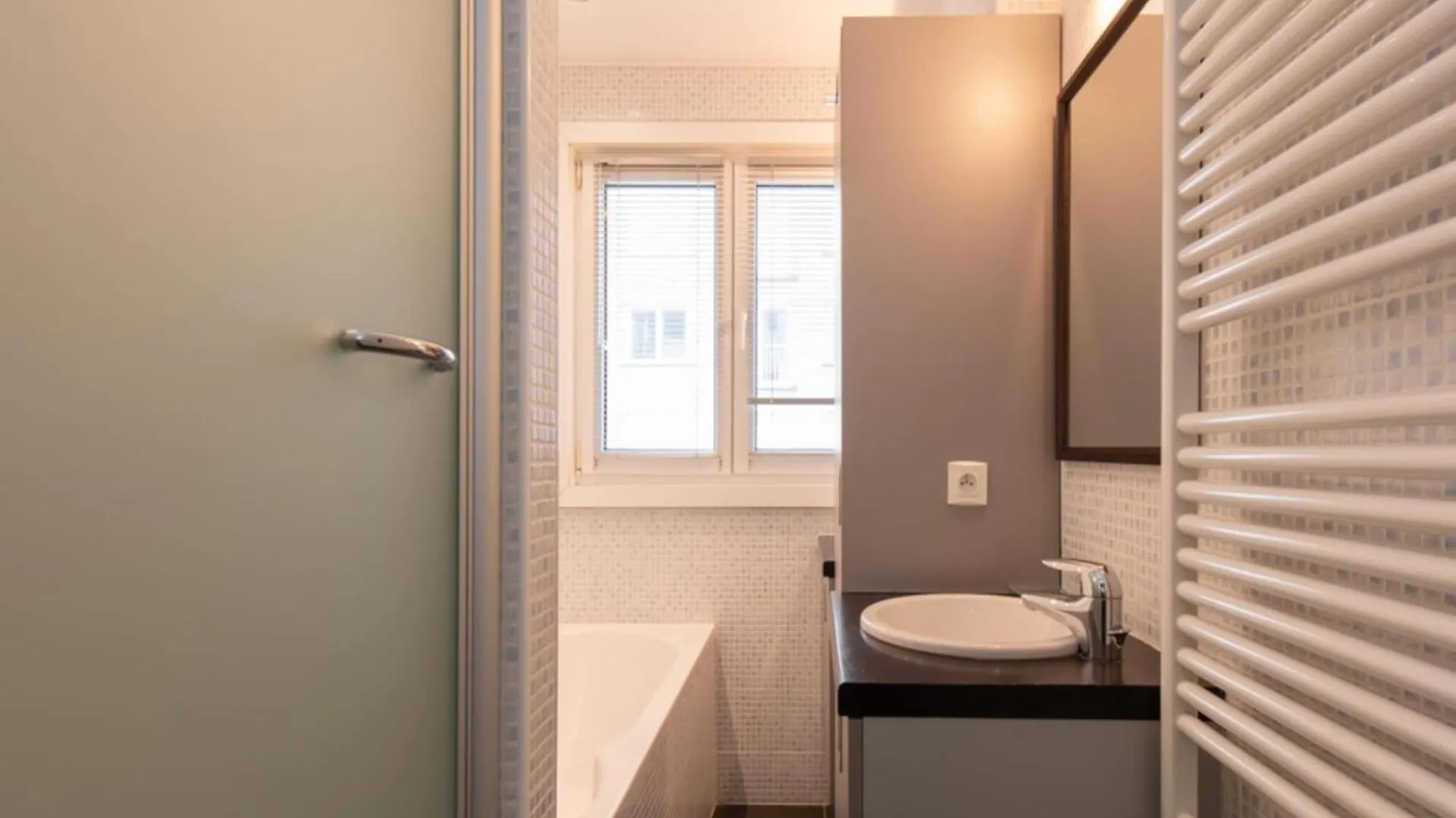 Beautiful Apartment With View 오스텐드